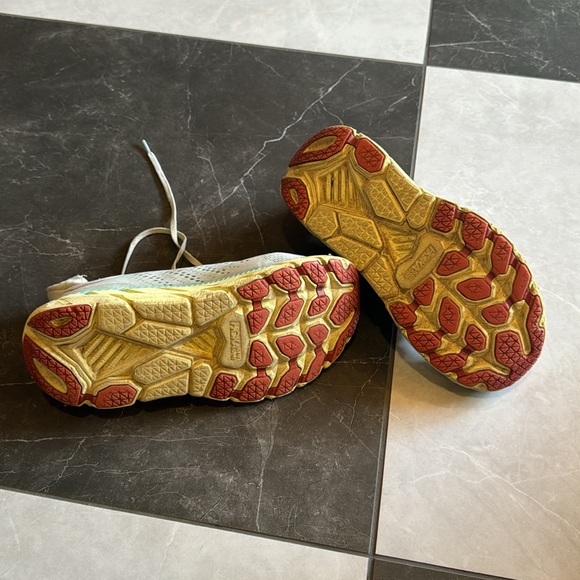 Hoka One One Clifton 7 - Picture 6 of 8